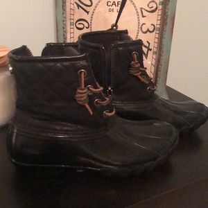 Steve Madden duck boots